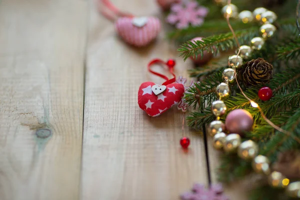 Sfondo di Natale con cuore di stoffa — Foto Stock