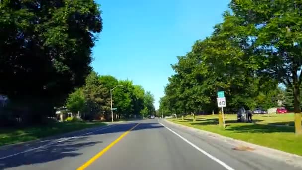 Reverse Motion Driving City Suburb Street Summer Say Backward Ponto — Vídeo de Stock