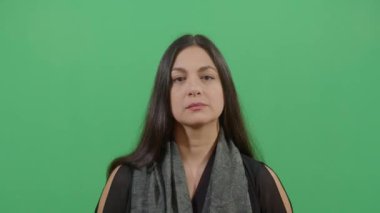 Bir kadının Yukarı ve Aşağı Göz Hareketi