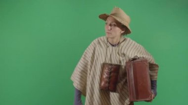 Çaresiz Kadın Köylü Taksi Çağırıyor