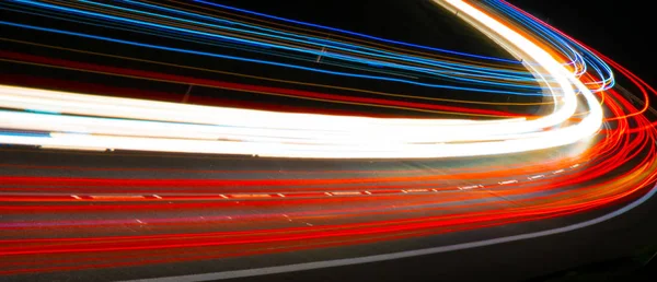 Lichten van auto 's met nacht — Stockfoto