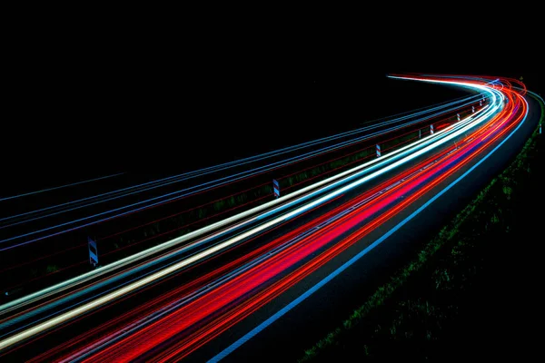 Lumières des voitures avec nuit — Photo