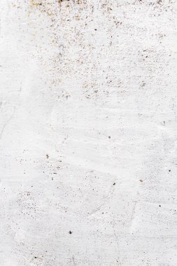 Beyaz boyayla boyanmış duvar