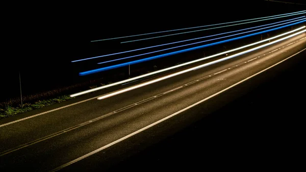 Огни Автомобилей Ночью — стоковое фото