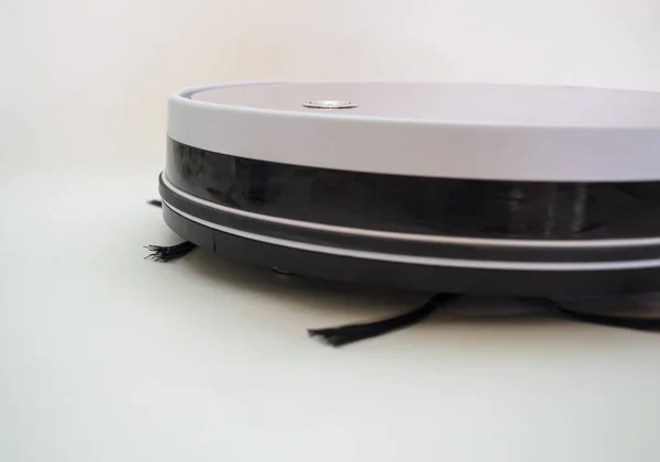 Robot Vacuum Cleaner Setengah Robot Vacuum Cleaner — Stok Foto