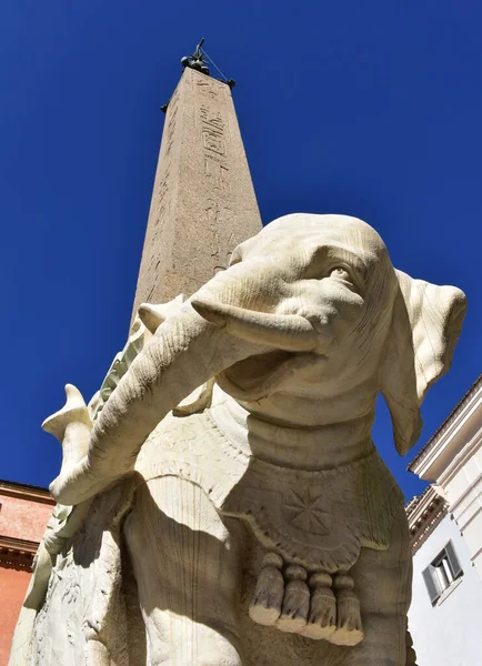 Piazza Della Minerva Obelisk Berninim Słoniem Rzym Włochy — Zdjęcie stockowe