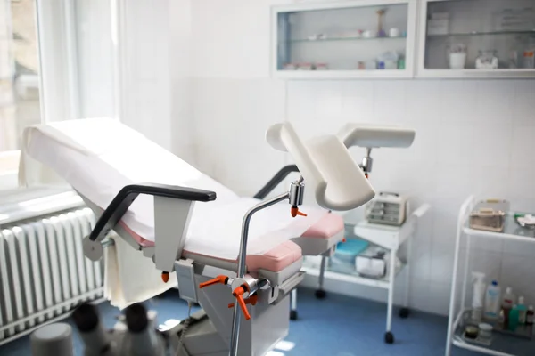 Clínica ginecologista, belo escritório branco — Fotografia de Stock