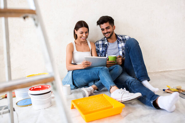 Поиск наилучшего решения для украшения дома
