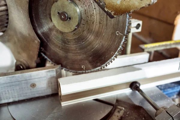 Circular saw for cutting close up — Stock Photo, Image