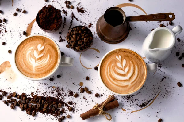 Refreshing espresso with copper coffee set — Stok fotoğraf