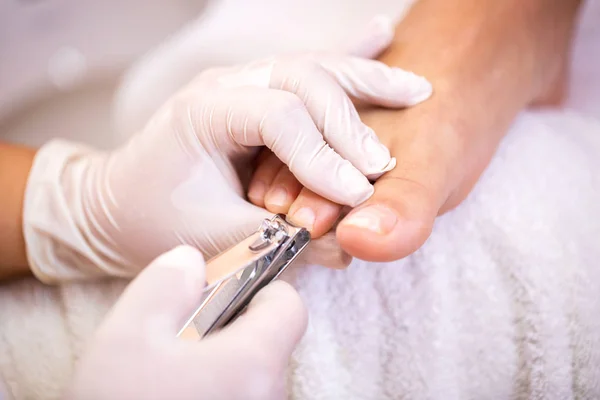 Acción Recorte Uñas Los Pies Concepto Pedicura Concepto Uñas Bonitas — Foto de Stock