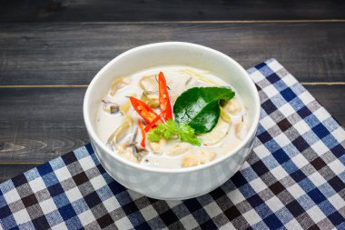 Hindistan cevizi sütü çorba