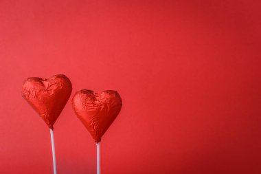 çikolata kalp şeklinde