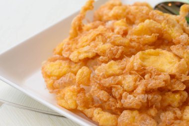 En iyi pişmiş pirinç omlet