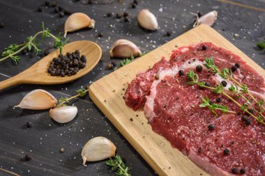 ham sığır eti striploin biftek 