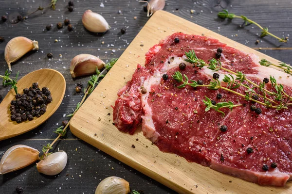 ham sığır eti striploin biftek 