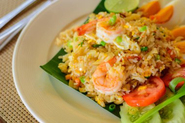 Fried rice with shrimp and salted eggs