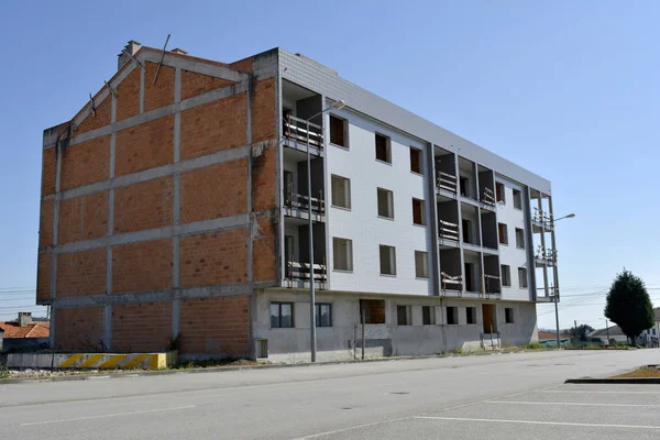 Construocao Abandonada_Abandoned İnşaat