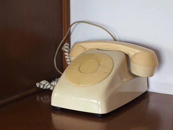 Cream Color Rotary Telephone Rings Handset — Stock Photo, Image