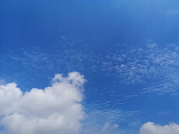 Altostratus Nuages Blancs Dans Ciel Bleu Fond Naturel Beau Environnement — Photo