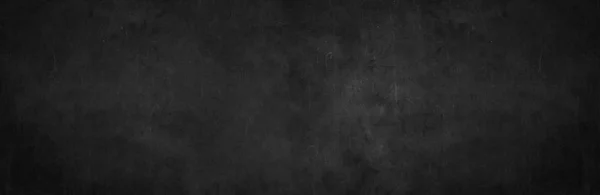 ブランクワイドスクリーン黒金曜日ホワイトチョークテキスト描画グラフィックのための学校のパノラマの壁紙に戻るための大学の概念における実際の黒板の背景テクスチャ 空のシュールな部屋の壁の黒板淡い — ストック写真