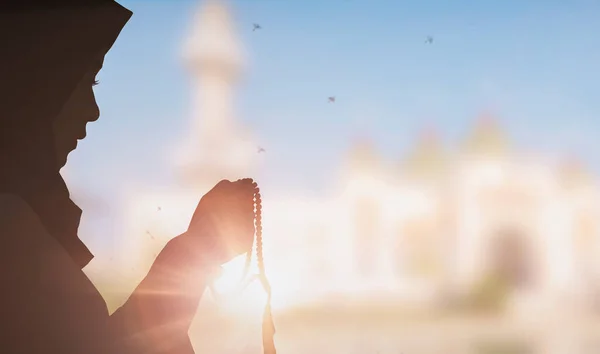 Young Female Muslim Prayer Hijab Praying God Front White Background — Stock Photo, Image