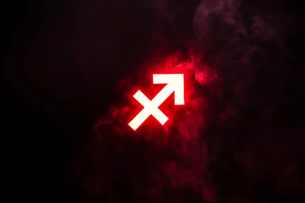 Signo Zodiacal Rojo Iluminado Sagitario Con Humo Fondo — Foto de Stock