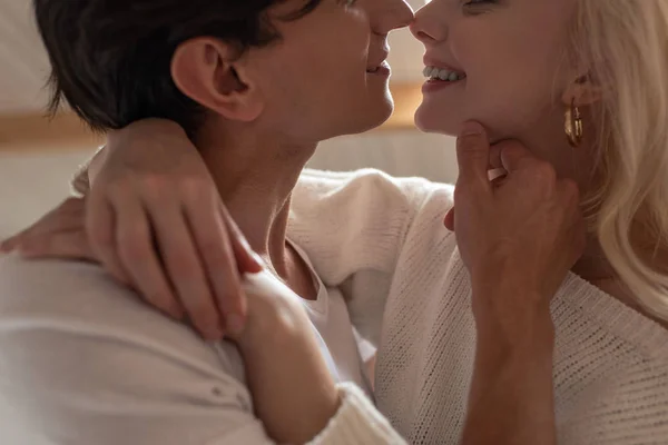 Cropped View Smiling Couple Embracing Face Face — Stock Photo, Image