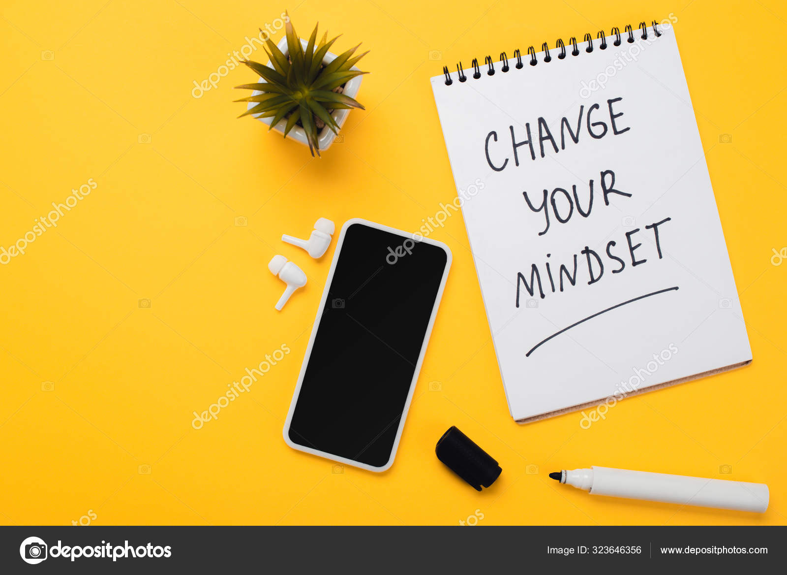 Notebook Change Your Mindset Inscription Smartphone Wireless