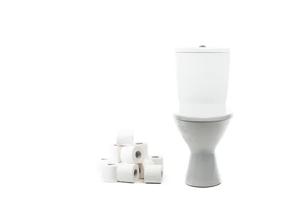 Vasul Toaletă Curat Din Ceramică Lângă Rulouri Hârtie Igienică Izolate — Fotografie, imagine de stoc