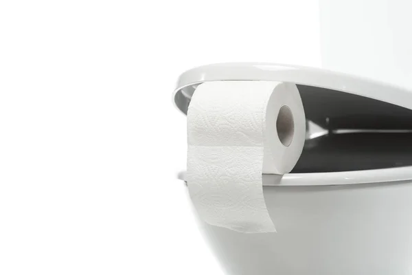 Nahaufnahme Von Keramik Saubere Toilettenschüssel Mit Toilettenpapier Isoliert Auf Weiß — Stockfoto