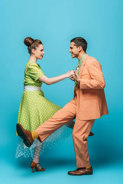 Side View Stylish Dancers Holding Hands While Dancing Boogie Woogie — Stockfoto