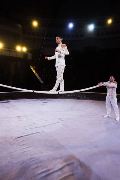 Air Acrobat Balancing Pole Gymnast Circus — Stock Photo, Image