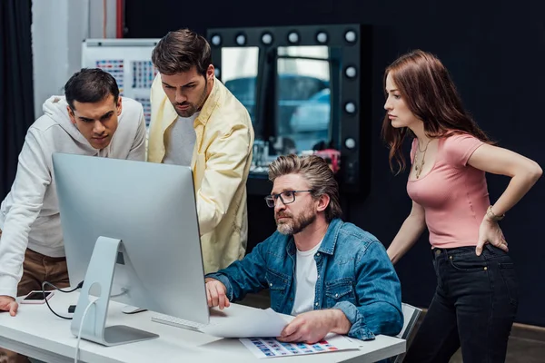 Creative Director Glasses Looking Computer Monitor Coworkers — Stock Photo, Image