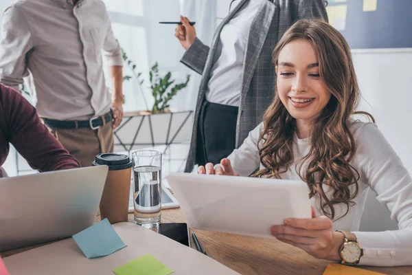 Cropped View Businessmen Cheerful Businesswoman Using Digital Tablet — Stock Photo, Image