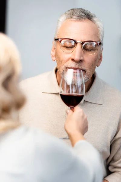 Cropped View Woman Giving Glass Wine Friend — Stock Photo, Image