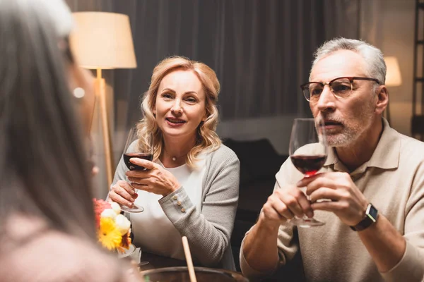 Selective Focus Smiling Woman Man Talking Friend Dinner — Stock Photo, Image