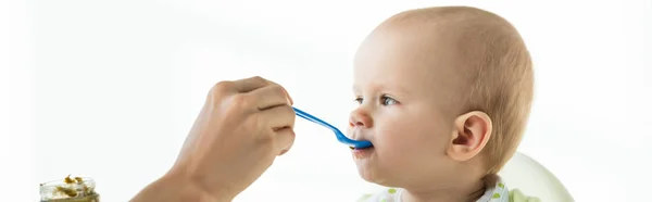 Ibu Memberi Makan Bayi Dekat Guci Nutrisi Bayi Terisolasi Pada — Stok Foto