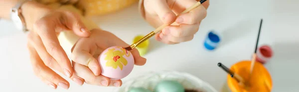 Panoramic Shot Kid Painting Easter Egg Mother White — 스톡 사진