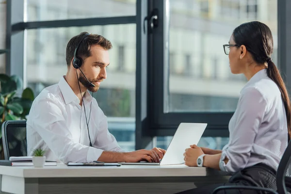 Professional Male Translator Working Online Laptop Headset Meeting Businesswoman — Stock Photo, Image