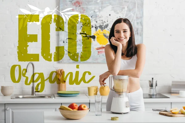 Slim Sportswoman Smiling Camera While Preparing Smoothie Measuring Tape Kitchen — Stock Photo, Image