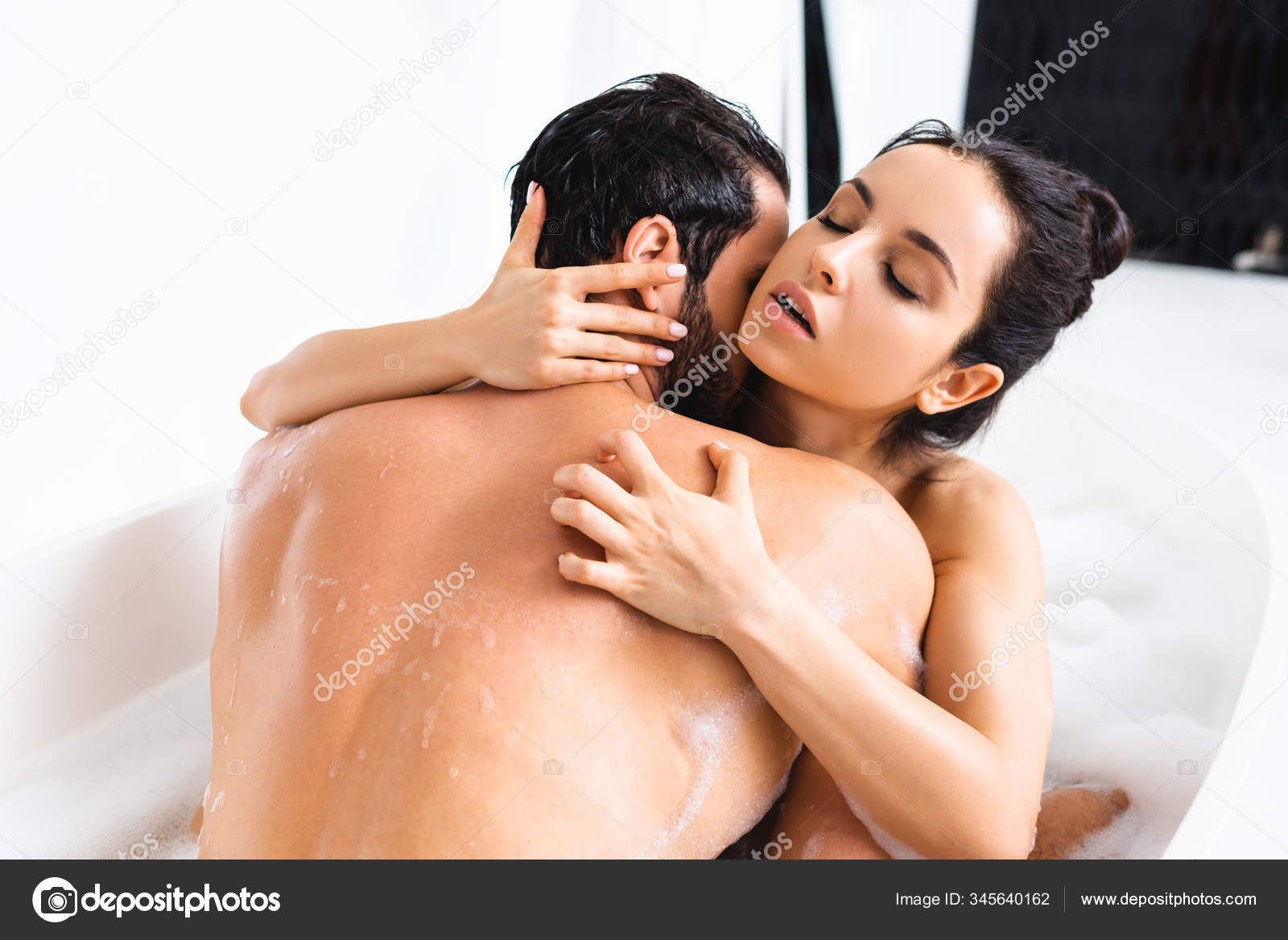 Beautiful Naked Woman Embracing Boyfriend Bath Bathtub Stock Photo by ©HayDmitriy 345640162
