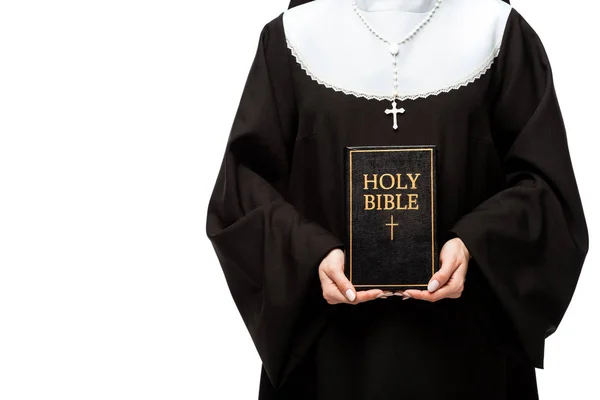Vista Recortada Monja Sosteniendo Sagrada Biblia Aislada Blanco — Foto de Stock