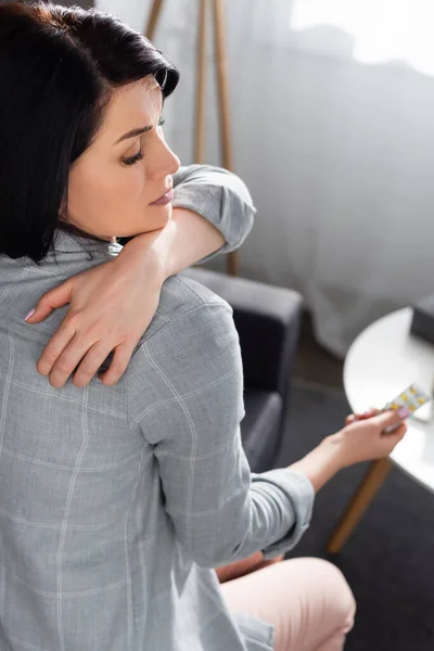 Woman Allergy Scratching Back Home — Stock Photo, Image