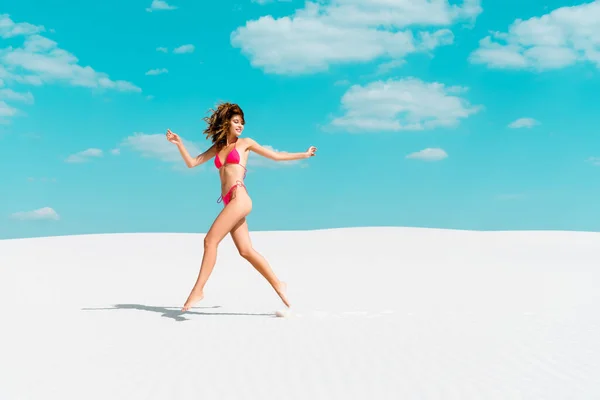 Beautiful Sexy Girl Swimsuit Jumping Sandy Beach Blue Sky Clouds — Stock Photo, Image