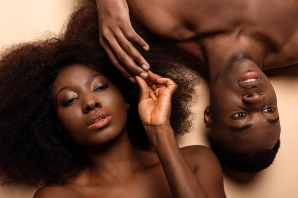 Overhead View Sexy Naked African American Couple Lying Closed Eyes — Stock Photo, Image