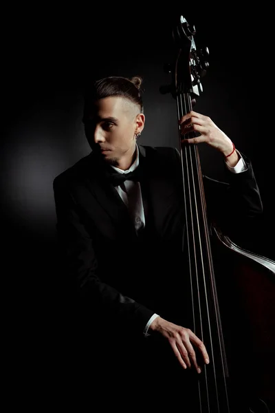 Professional Musician Playing Contrabass Dark Stage — Stock Photo, Image