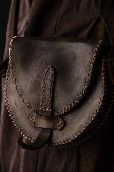 Close up view of medieval Scottish brown leather bag — Stock Photo