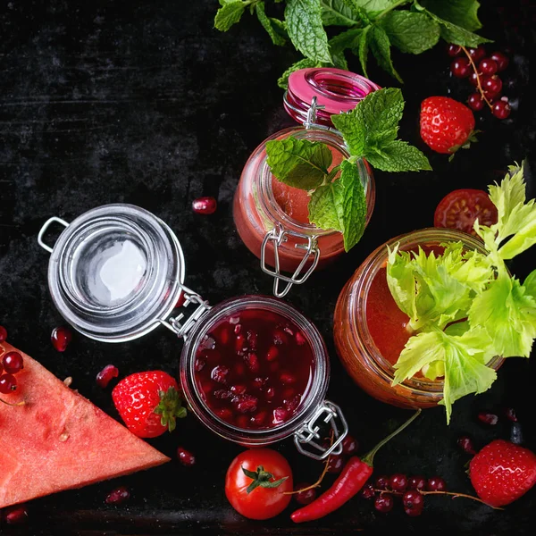 Jars of red smoothies — Stock Photo, Image