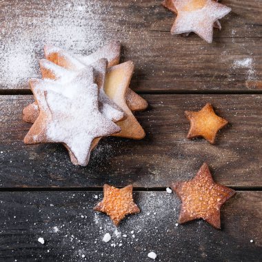 Kurabiye yıldız şekli şekerli kurabiye